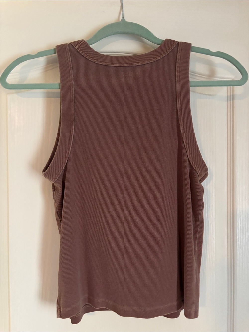 Old Navy Ribbed Tank Top - M - Picture 2 of 3